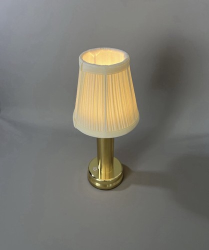 Cordless bedside table lamp - bedside,